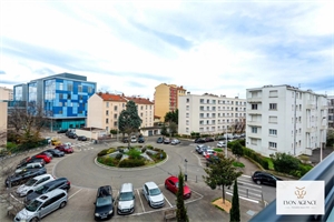 t4 à la vente -   69008  LYON 8EME, surface 63 m2 vente t4 - UBI440971643